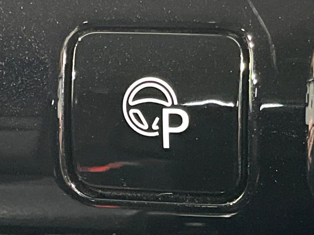 SERENA  S-HYBRID 4WD