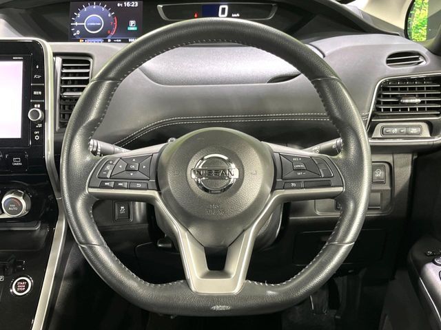 SERENA  S-HYBRID 4WD