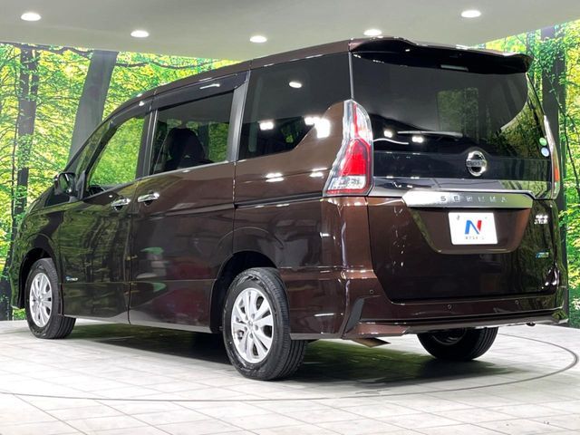 SERENA  S-HYBRID 4WD