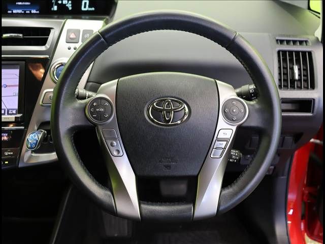 PRIUS Alpha