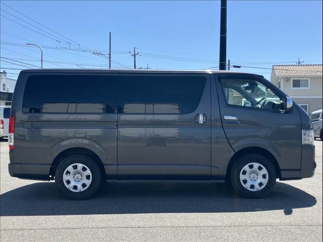HIACE van 2WD