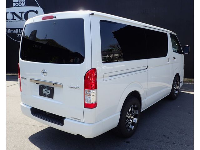 HIACE van 2WD