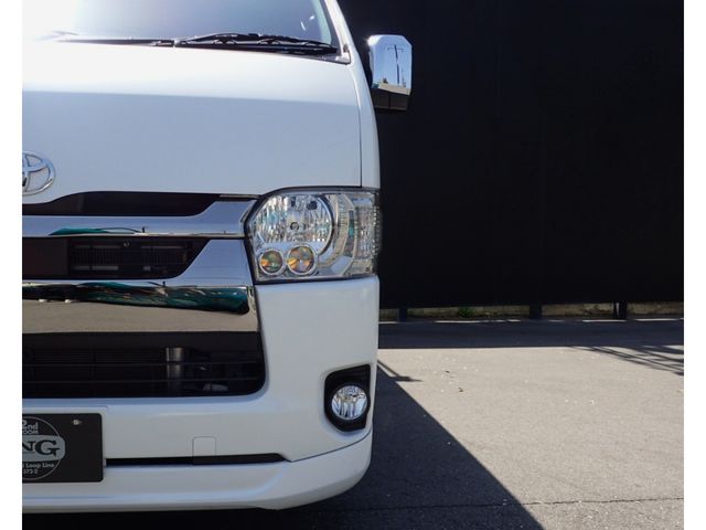 HIACE van 2WD