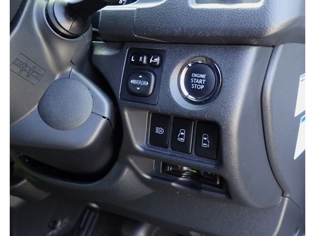 HIACE van 2WD