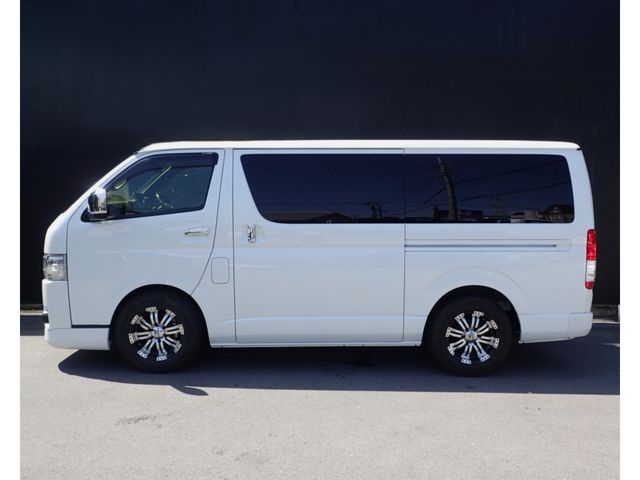 HIACE van 2WD