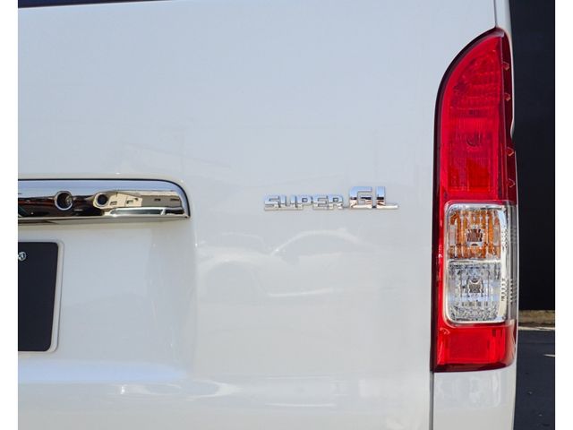 HIACE van 2WD