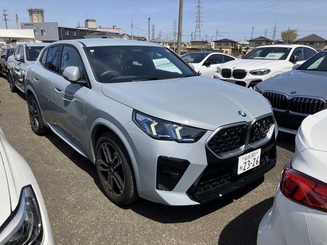 BMW X2
