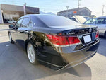 CROWN sedan hybrid