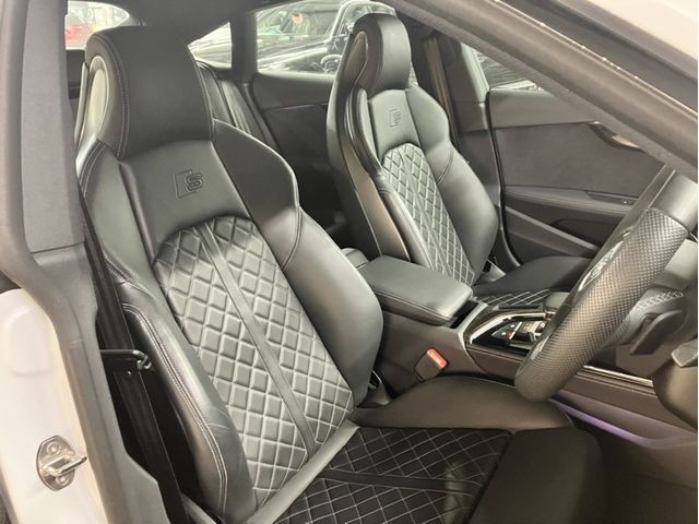 AUDI S5 SPORTBACK