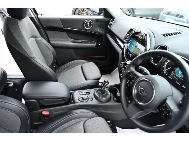 MINI COOPER D CROSSOVER