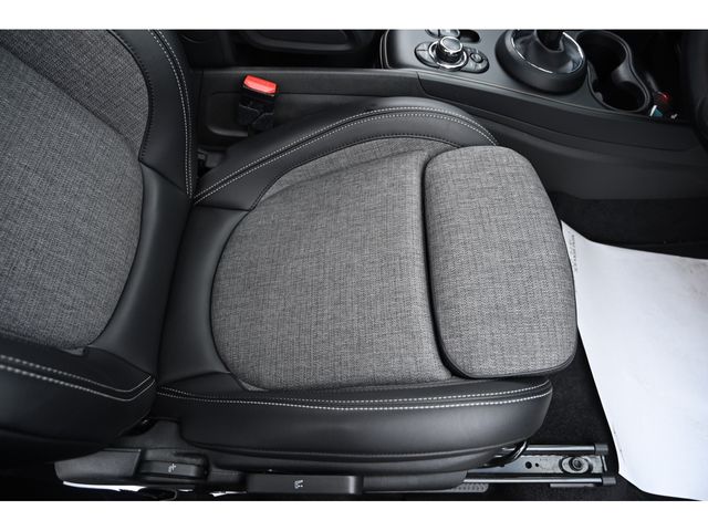 MINI COOPER D CROSSOVER