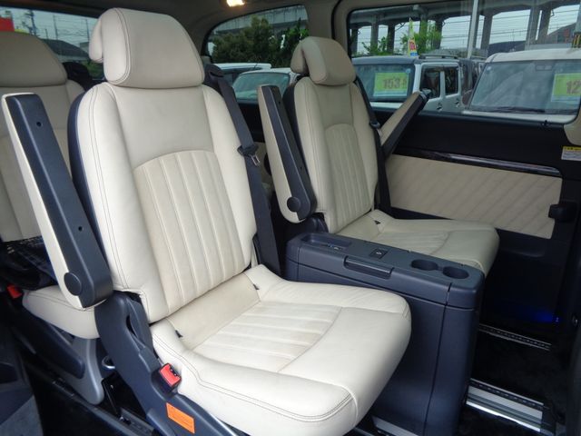 MERCEDES BENZ V class