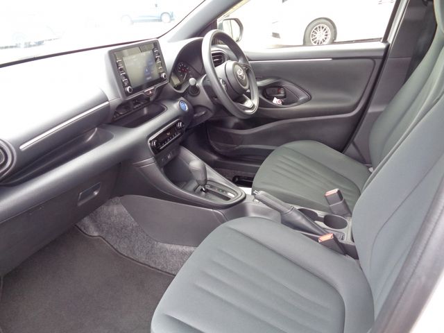 YARIS HYBRID