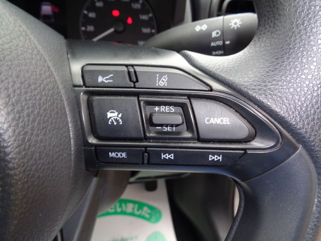 YARIS HYBRID