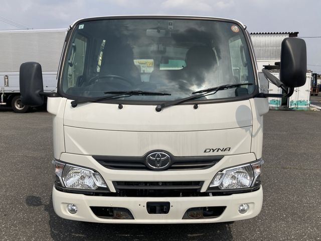 DYNA Route Van