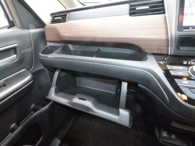FREED plus HYBRID