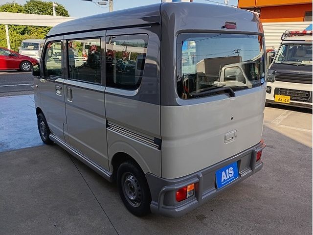 NV100 CLIPPER