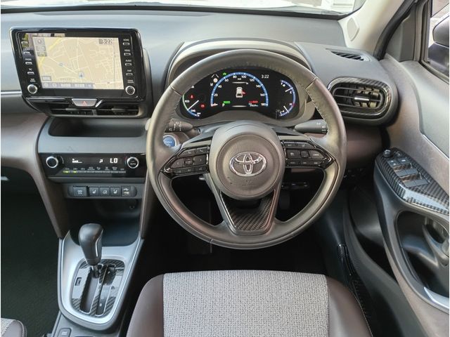 YARIS CROSS HYBRID