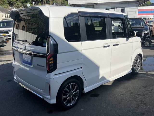 N BOX CUSTOM