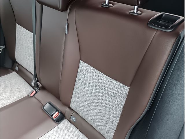 YARIS CROSS HYBRID