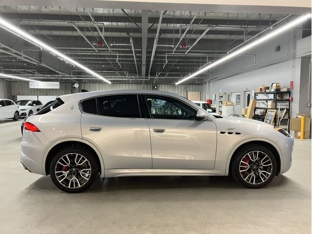 MASERATI Grecale