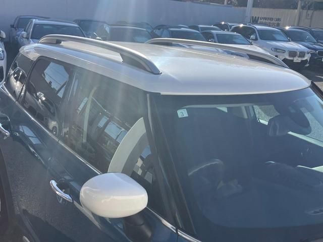 MINI COOPER D CROSSOVER