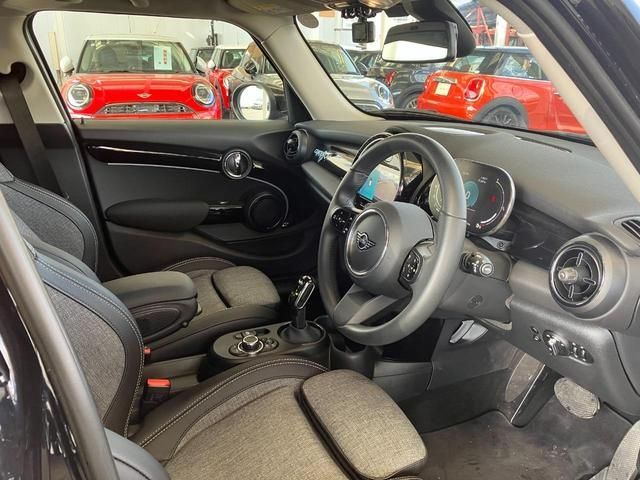 MINI COOPER D 5DOOR