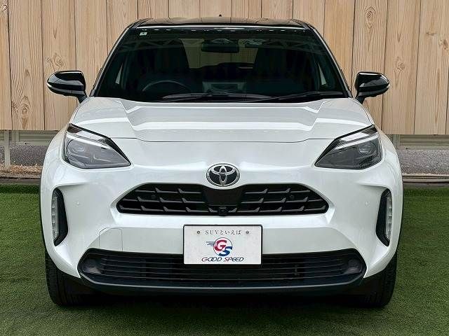 YARIS CROSS