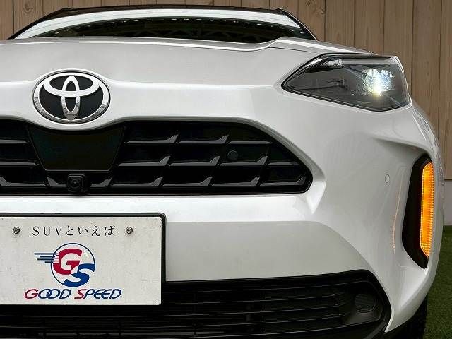 YARIS CROSS