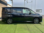 VOXY HYBRID