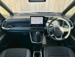 VOXY HYBRID