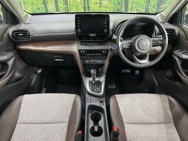 YARIS CROSS HYBRID