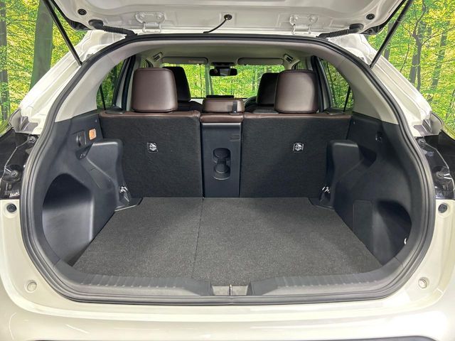 YARIS CROSS HYBRID