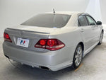 CROWN sedan