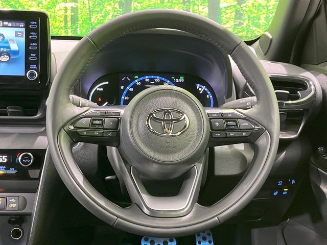 YARIS CROSS HYBRID