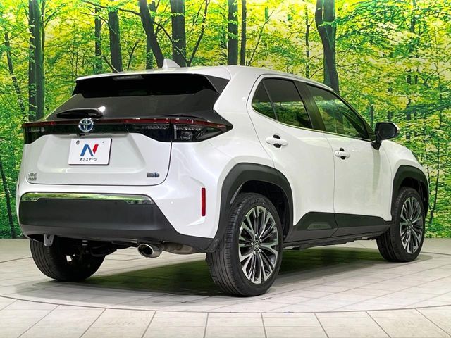 YARIS CROSS HYBRID