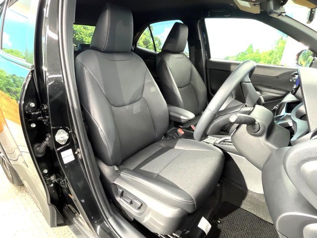 YARIS CROSS HYBRID