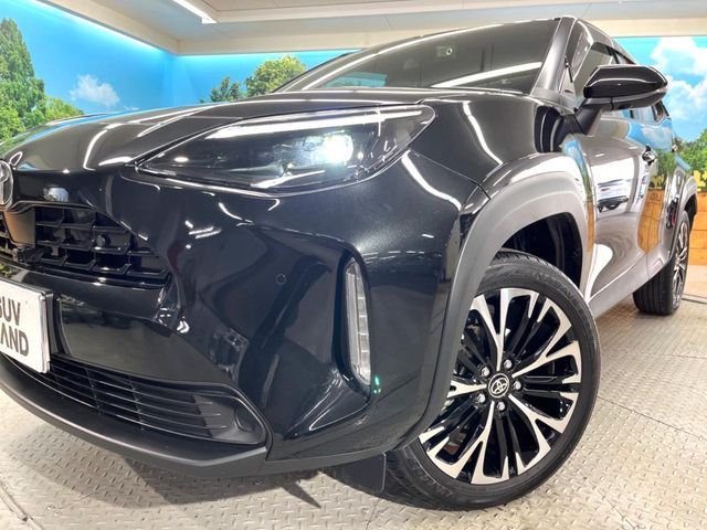 YARIS CROSS HYBRID