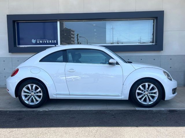 VOLKSWAGEN The BEETLE