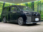 VOXY HYBRID
