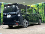 VOXY HYBRID