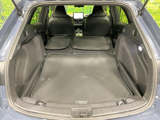 COROLLA TOURING HYBRID
