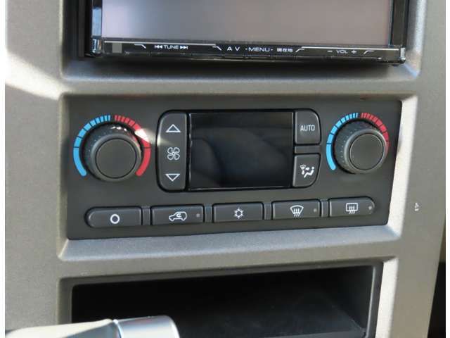 HUMMER H2