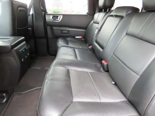 HUMMER H2