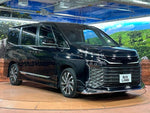 VOXY HYBRID