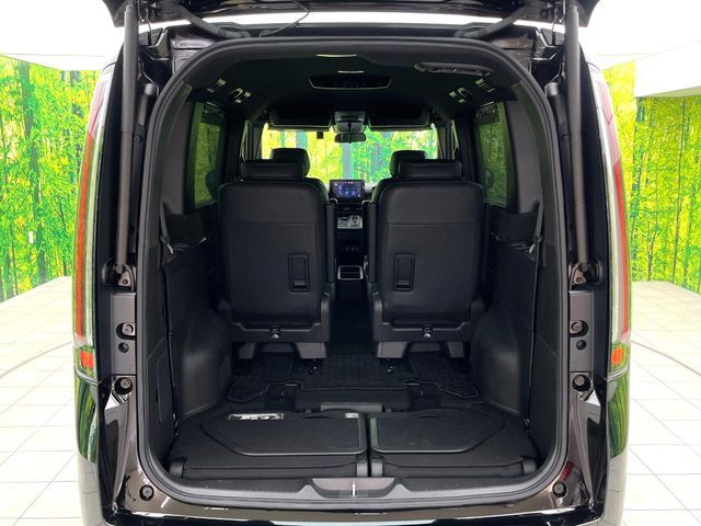 STEPWAGON e:HEV SPADA