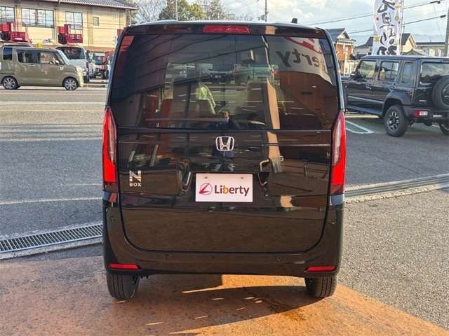 N BOX