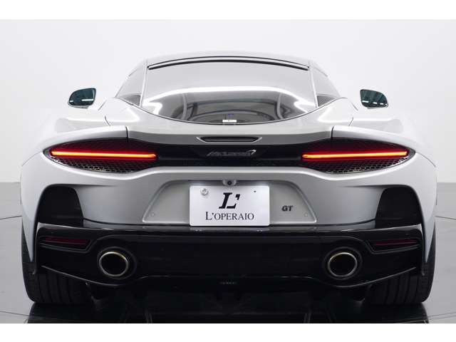 McLaren GT