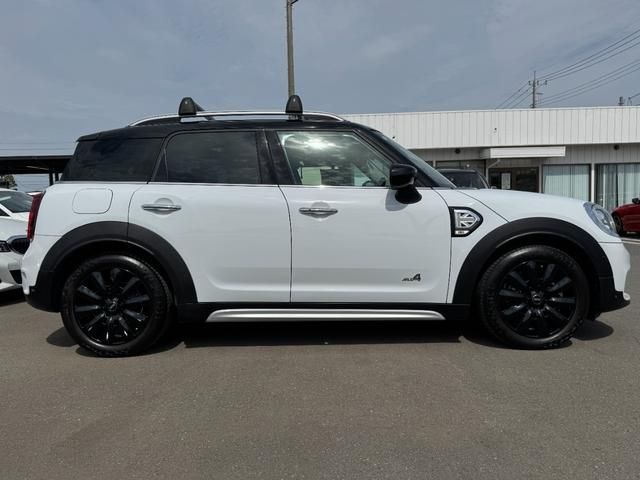 BMW MINI COOPER SD CROSSOVER