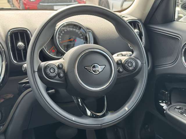 BMW MINI COOPER SD CROSSOVER